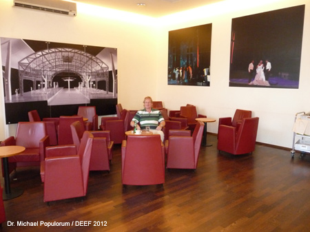 BB Club Lounge Dr. Michael Populorum / DEEF 2012