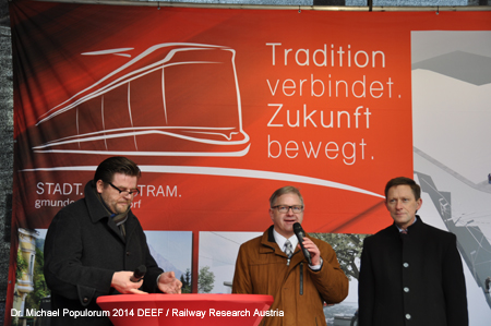 foto bild image picture Stadt Regio Tram Gmunden Erffnung Klosterplatz 2014 DEEF Dr. Michael Populorum